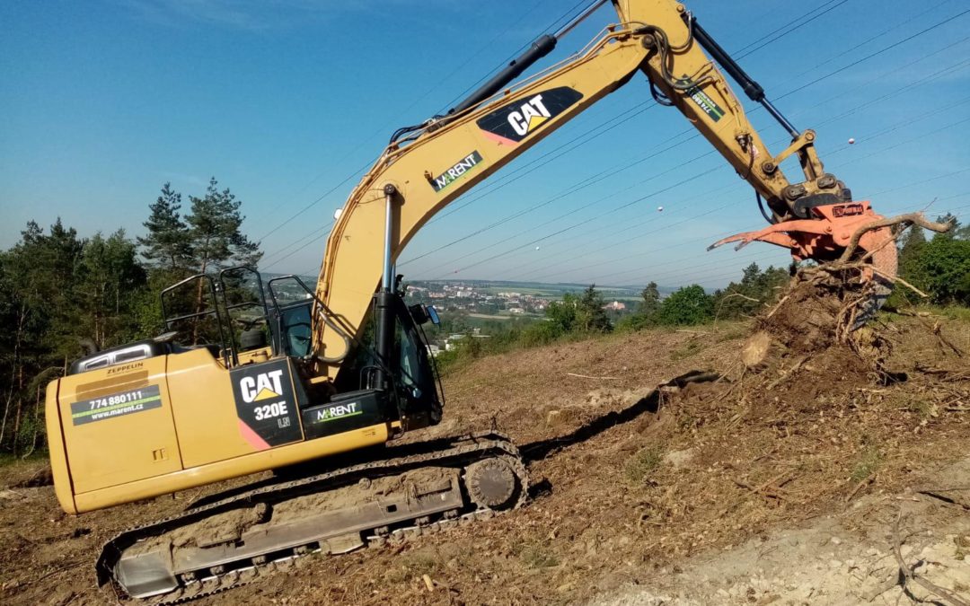 CAT 320E v akci!